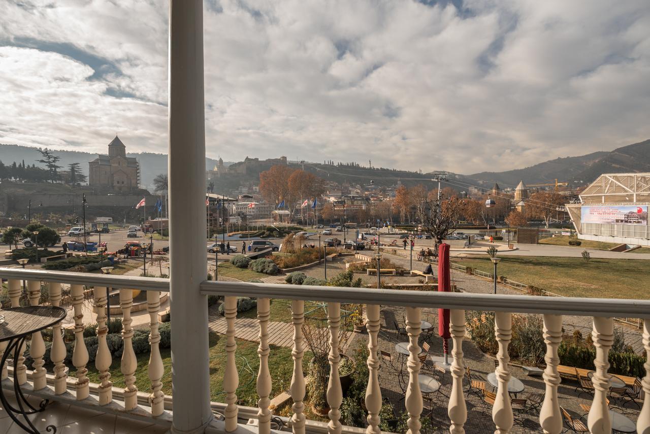 Hotel Rikhe Monika Tbilisi Exterior photo